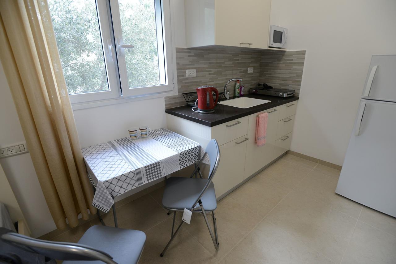 Olga Beach Apartment 28 Haifa Exterior photo